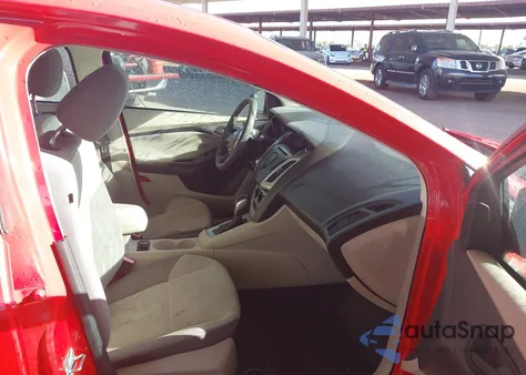 2012 Ford Focus Se из США, поврежденный, VIN 1FAHP3K27CL295170